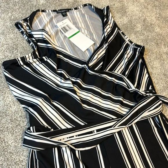 Nina Leonard Striped Jumpsuit - Picture 8 of 11